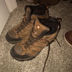 Merrel Moab Ventilator